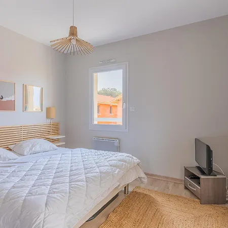 Maison Mitoyenne Pres De L'ocean A - 6 Couchages, Terrasse, Parking - Fr-1-521-121 Tatil Evi