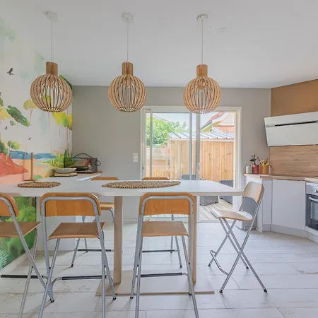 Maison Mitoyenne Pres De L'ocean A - 6 Couchages, Terrasse, Parking - Fr-1-521-121
